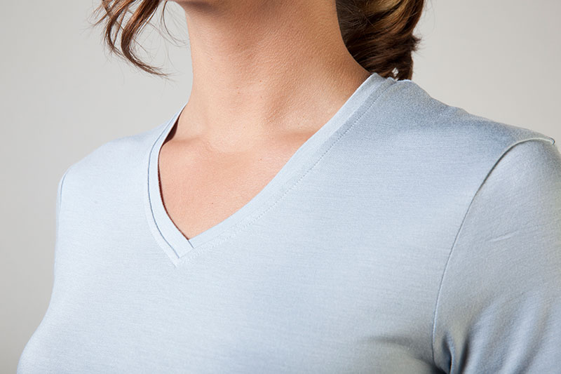 T-Shirt scollo a V - Andrea - Image 6